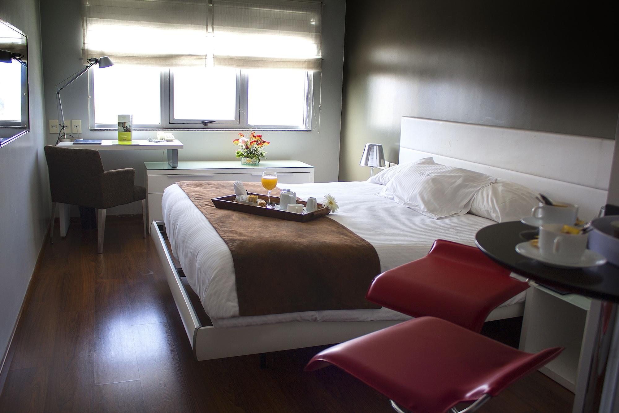 Regency Golf - Hotel Urbano Montevideo Eksteriør billede