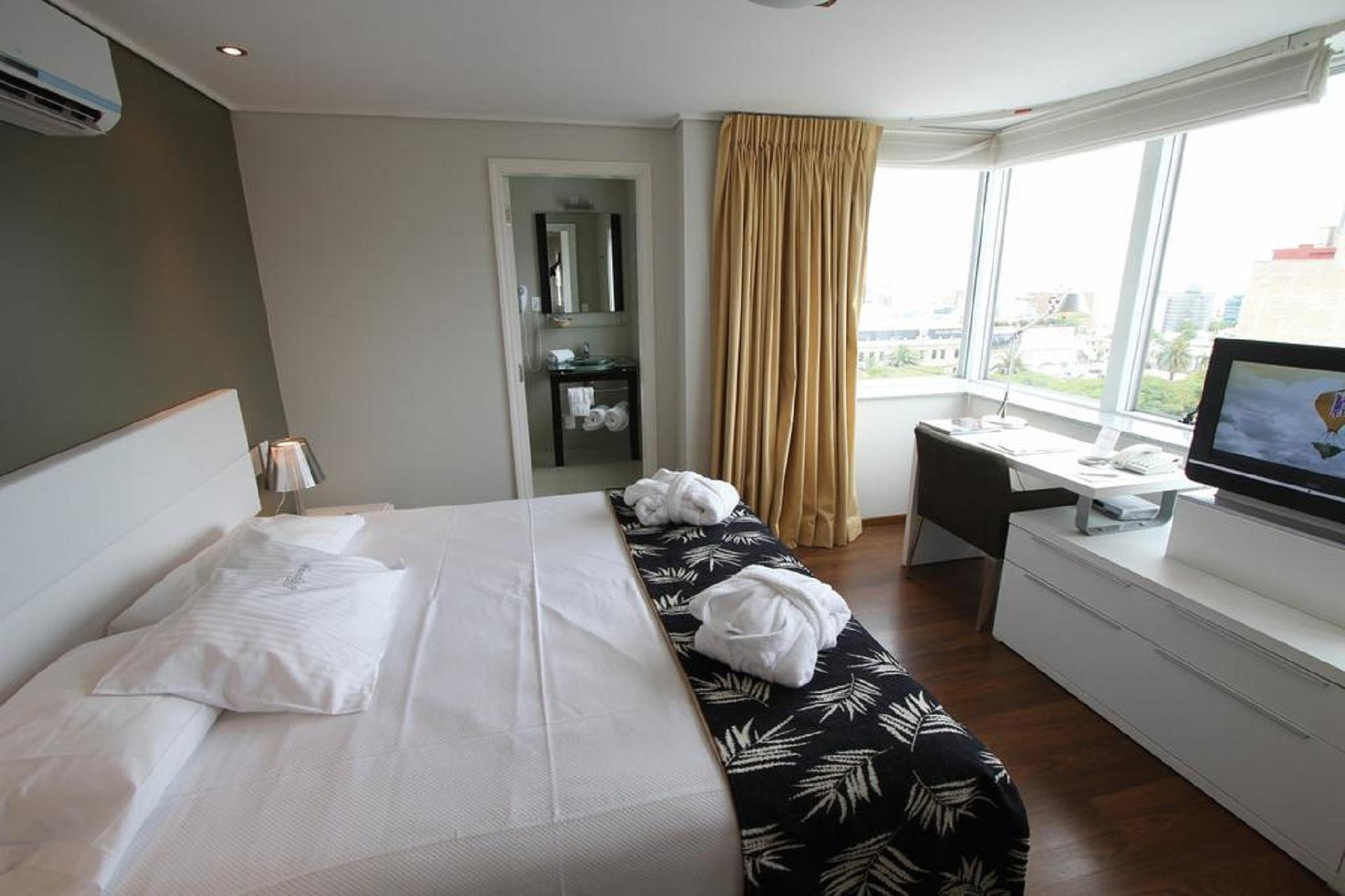 Regency Golf - Hotel Urbano Montevideo Eksteriør billede