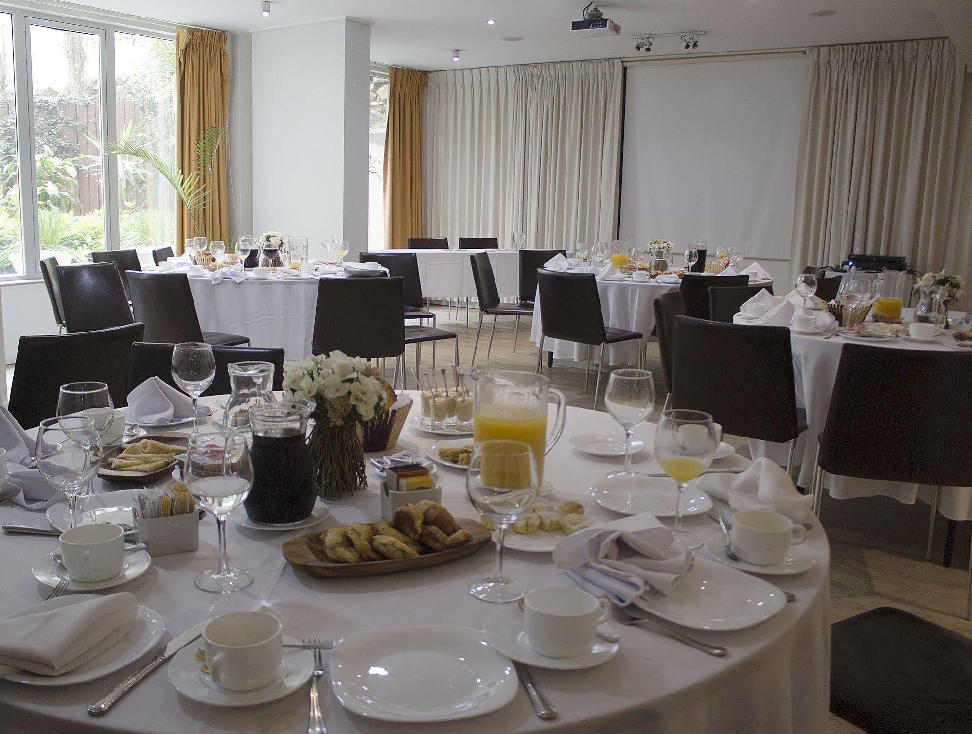 Regency Golf - Hotel Urbano Montevideo Eksteriør billede